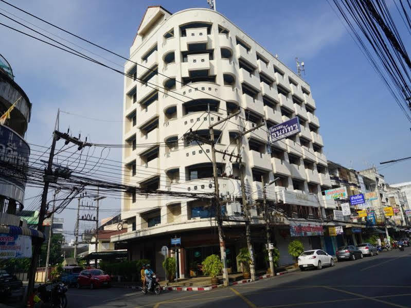 Tanaphat Hatyai Hotel Hat Yai Exterior photo